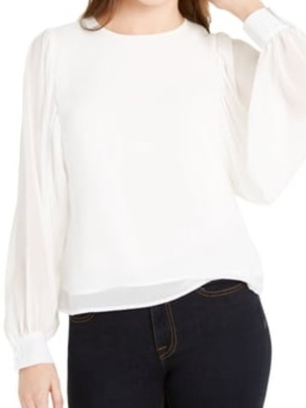 🇨🇦  Q & A Volume Sleeve Blouse